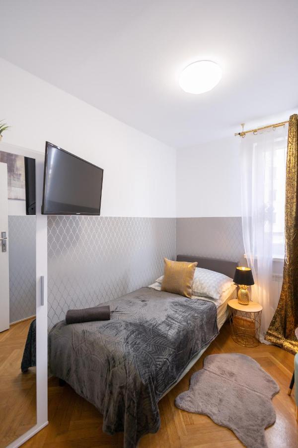 Clicktheflat Stawki Apart Rooms Warsaw Luaran gambar