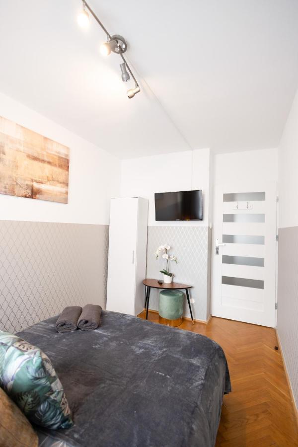 Clicktheflat Stawki Apart Rooms Warsaw Luaran gambar